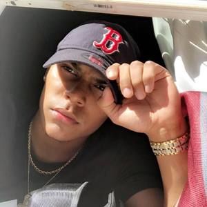 Meet your Posher, Emanuel